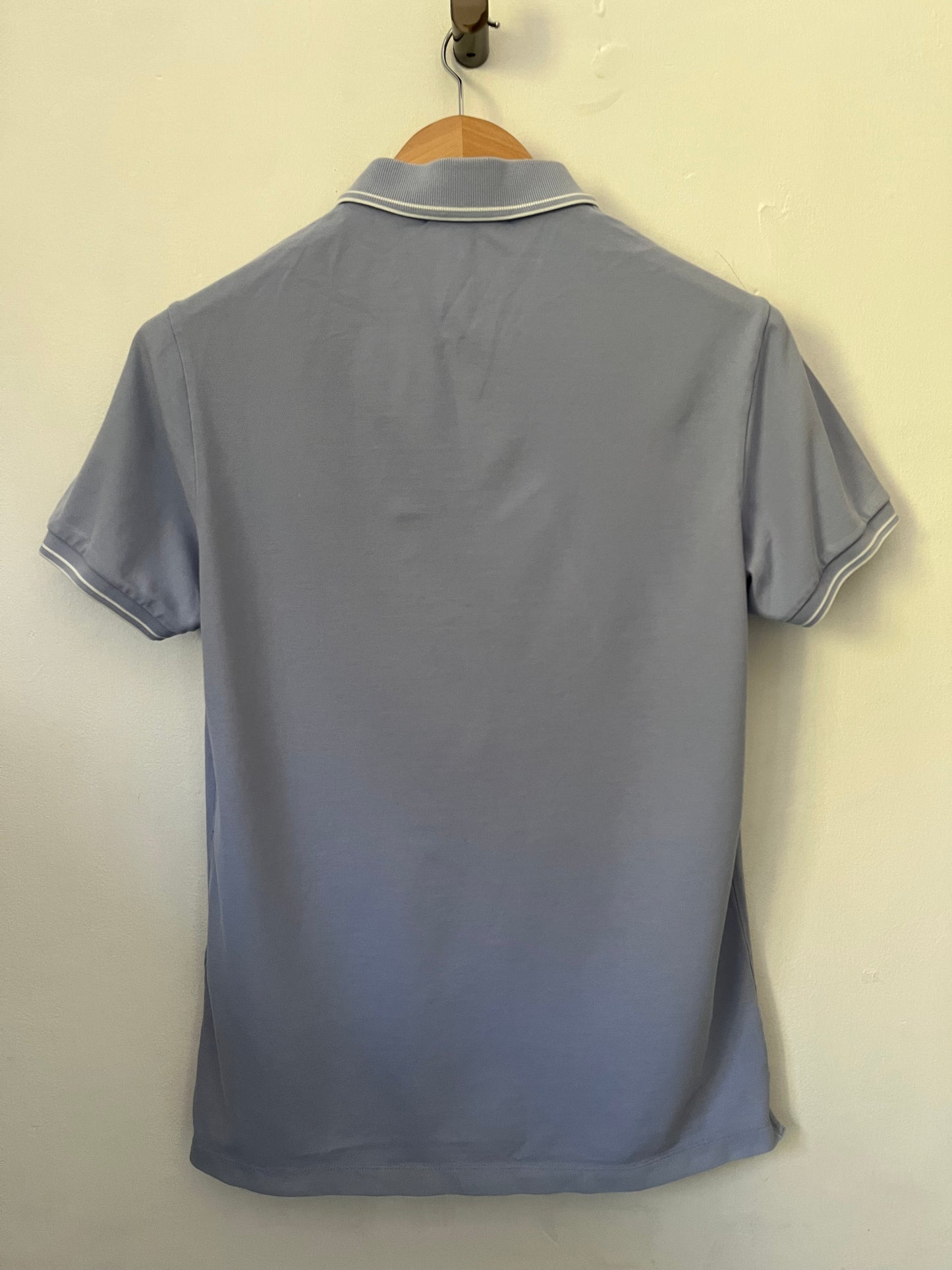Stone island polo shirt size large slim fit in light blue ( fits more a medium )